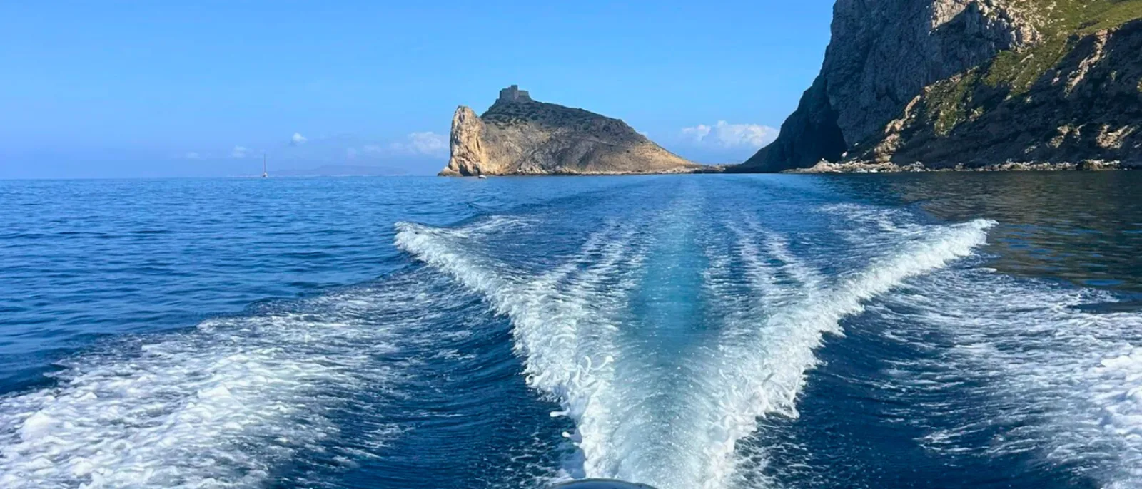 Luxury Boat Tour to Favignana and Levanzo